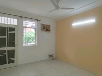 3 BHK Independent Builder Floor in DLF Phase 5 for resale Gurgaon. The reference number is 19728084