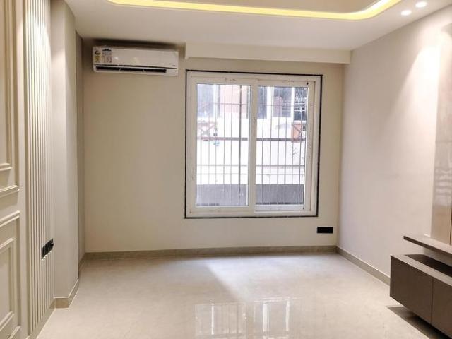 3 BHK Independent Builder Floor in DLF Phase 2 for rent Gurgaon. The reference number is 19108115