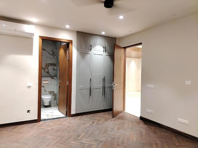 3 BHK Independent Builder Floor in DLF Phase 2 for rent Gurgaon. The reference number is 20453203