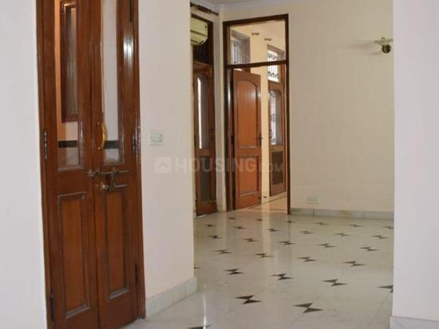 3 BHK Independent Builder Floor in East Of Kailash for rent New Delhi. The reference number is 19772766