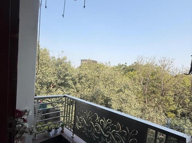 3 BHK Independent Builder Floor in East Of Kailash for rent New Delhi. The reference number is 19882927