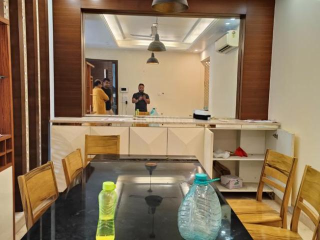 3 BHK Independent Builder Floor in East Of Kailash for rent New Delhi. The reference number is 20839023