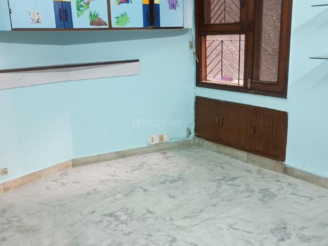 3 BHK Independent Builder Floor in East Of Kailash for rent New Delhi. The reference number is 20930211