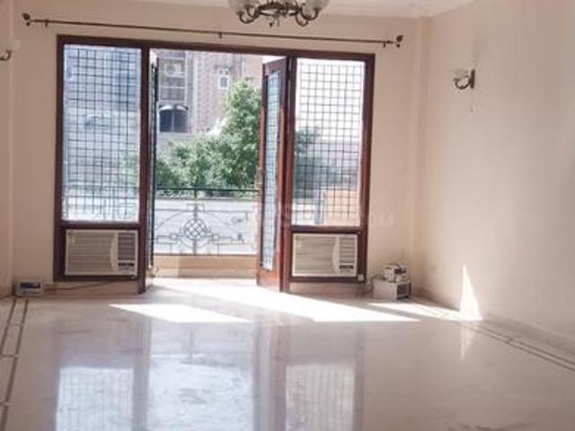 3 BHK Independent Builder Floor in East Of Kailash for rent New Delhi. The reference number is 20072269