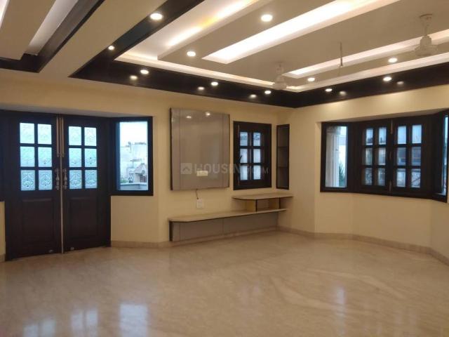 3 BHK Independent Builder Floor in East Of Kailash for rent New Delhi. The reference number is 21242909