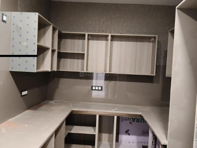 3 BHK Independent Builder Floor in East Of Kailash for resale New Delhi. The reference number is 18723636