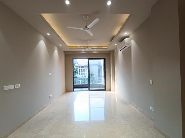 3 BHK Independent Builder Floor in East Of Kailash for resale New Delhi. The reference number is 19748208