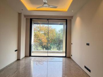 3 BHK Independent Builder Floor in East Of Kailash for resale New Delhi. The reference number is 20106354
