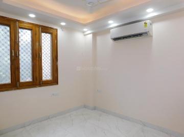 3 BHK Independent Builder Floor in East Of Kailash for resale New Delhi. The reference number is 20277105