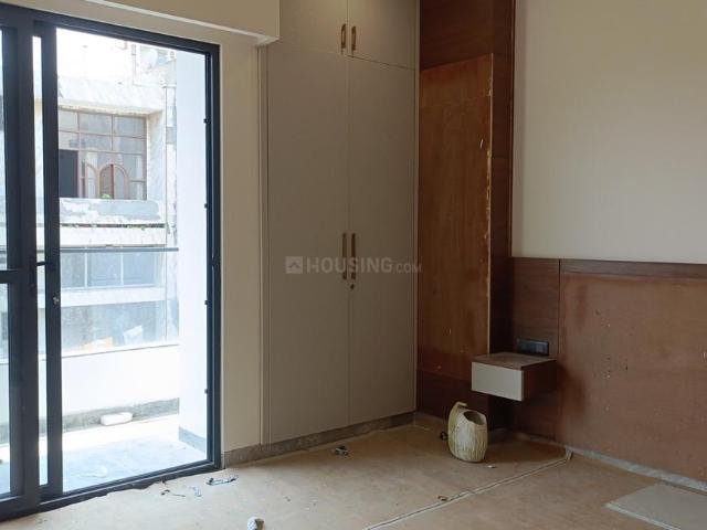 3 BHK Independent Builder Floor in East Of Kailash for resale New Delhi. The reference number is 20220823