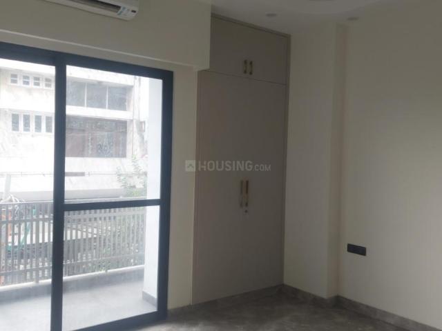 3 BHK Independent Builder Floor in East Of Kailash for resale New Delhi. The reference number is 20665603
