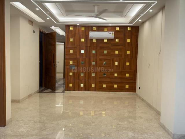 3 BHK Independent Builder Floor in East Of Kailash for resale New Delhi. The reference number is 21114407