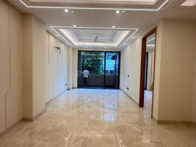 3 BHK Independent Builder Floor in East Of Kailash for resale New Delhi. The reference number is 21221606