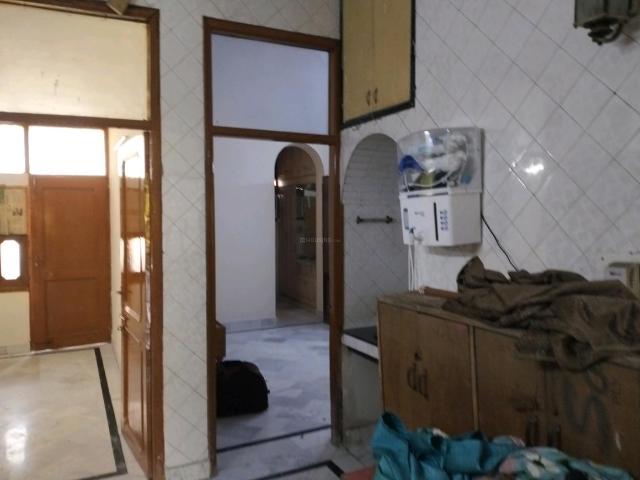 3 BHK Independent Builder Floor in GTB Nagar for rent New Delhi. The reference number is 19461409