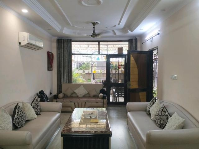3 BHK Independent Builder Floor in GTB Nagar for resale New Delhi. The reference number is 19654521