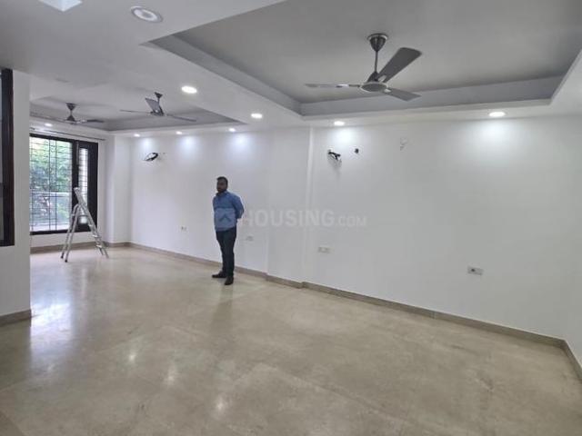 3 BHK Independent Builder Floor in Gagan Vihar for rent New Delhi. The reference number is 20304388