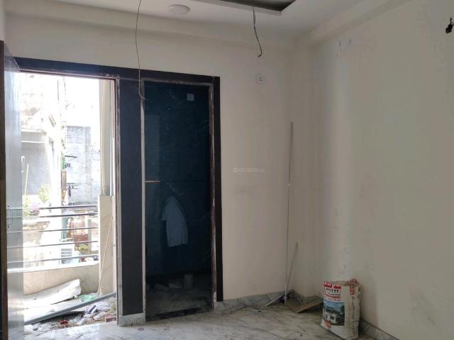 3 BHK Independent Builder Floor in Govindpuram for resale Ghaziabad. The reference number is 19830437