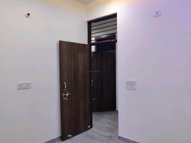 3 BHK Independent Builder Floor in Govindpuram for resale Ghaziabad. The reference number is 20373293