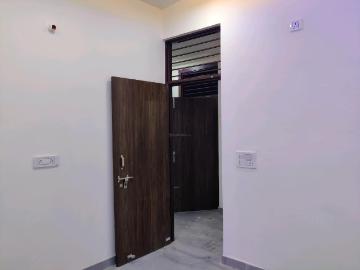3 BHK Independent Builder Floor in Govindpuram for resale Ghaziabad. The reference number is 20373293