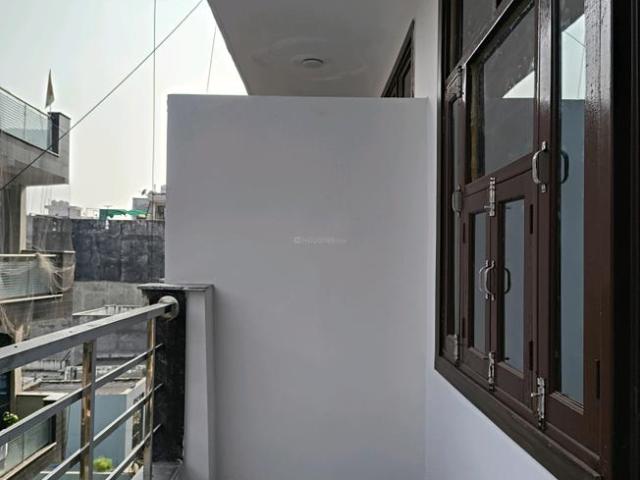 3 BHK Independent Builder Floor in Govindpuram for resale Ghaziabad. The reference number is 21257107