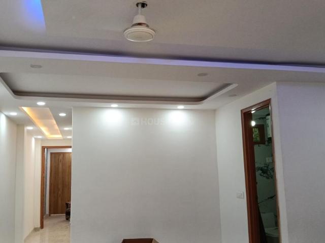 3 BHK Independent Builder Floor in Govindpuri Extension for resale New Delhi. The reference number is 20400777