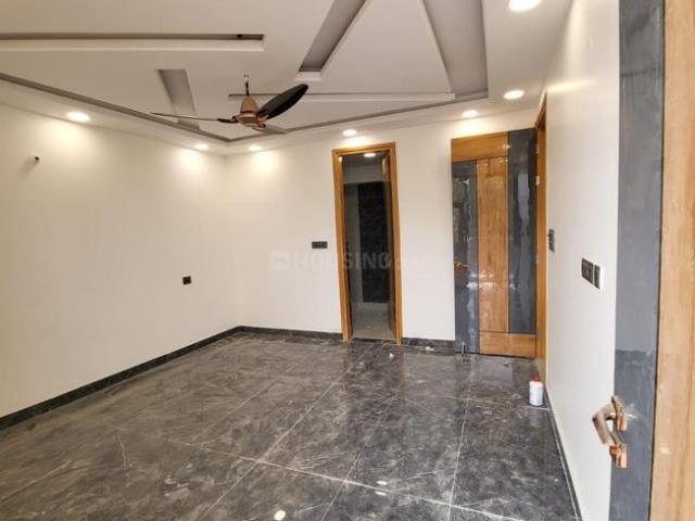 3 BHK Independent Builder Floor in Govindpuri for resale New Delhi. The reference number is 18004259