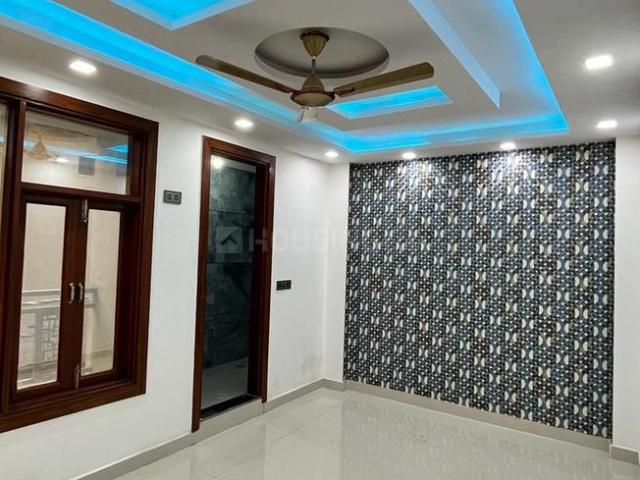 3 BHK Independent Builder Floor in Govindpuri for resale New Delhi. The reference number is 18038576