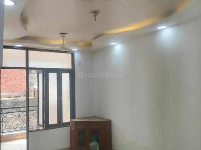 3 BHK Independent Builder Floor in Govindpuri for resale New Delhi. The reference number is 18103402