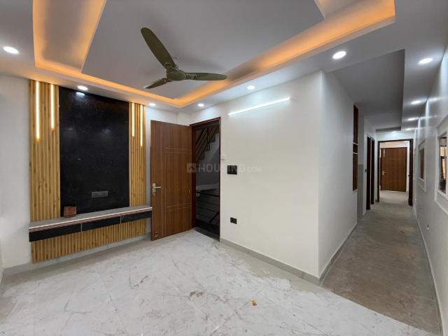 3 BHK Independent Builder Floor in Govindpuri for resale New Delhi. The reference number is 19597045
