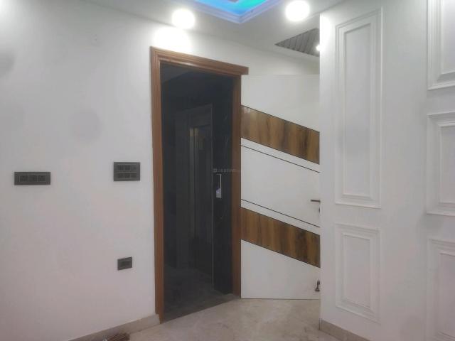 3 BHK Independent Builder Floor in Govindpuri for resale New Delhi. The reference number is 20584911