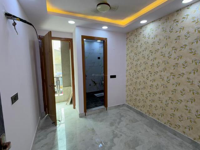 3 BHK Independent Builder Floor in Govindpuri for resale New Delhi. The reference number is 21201615