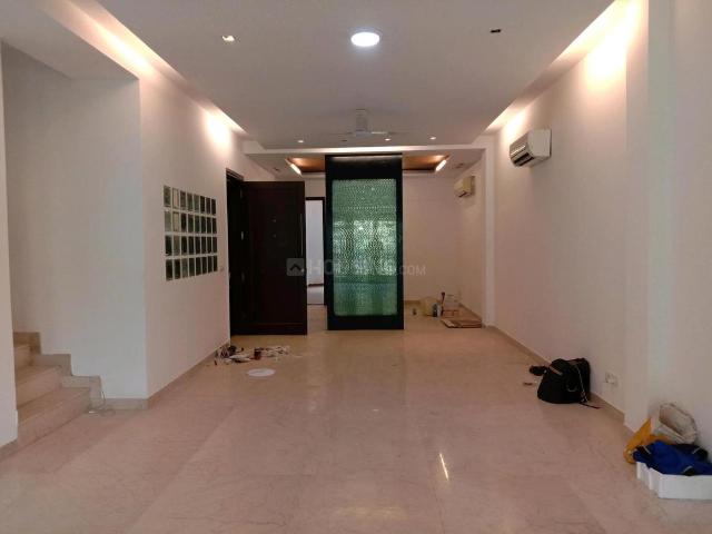 3 BHK Independent Builder Floor in Greater Kailash for rent New Delhi. The reference number is 20976223