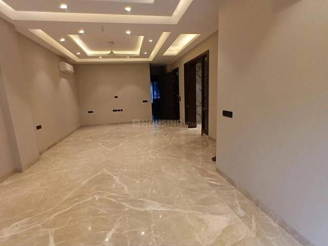 3 BHK Independent Builder Floor in Greater Kailash for resale New Delhi. The reference number is 18960235