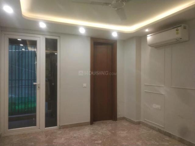 3 BHK Independent Builder Floor in Greater Kailash I for resale New Delhi. The reference number is 21170608