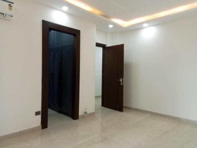 4 BHK Independent Builder Floor in New Friends Colony for resale New Delhi. The reference number is 21269433