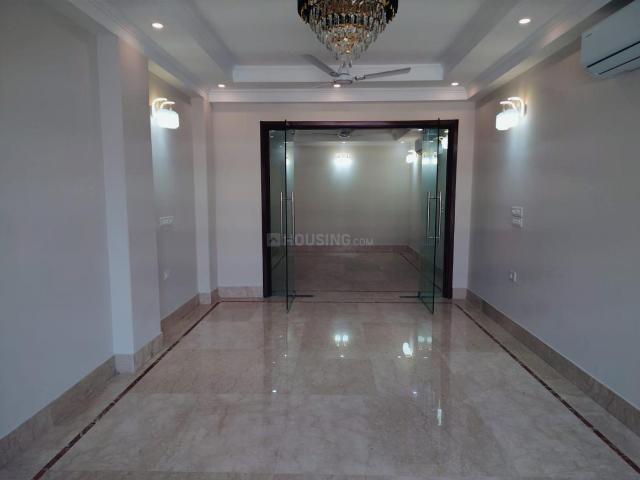 3 BHK Independent Builder Floor in Greater Kailash I for rent New Delhi. The reference number is 21140648
