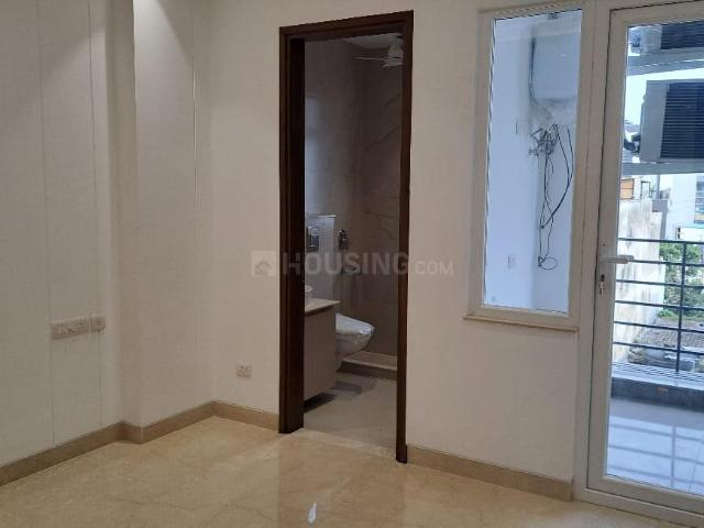 3 BHK Independent Builder Floor in Greater Kailash I for resale New Delhi. The reference number is 18321083