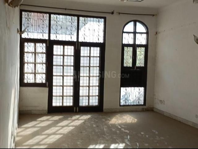 3 BHK Independent Builder Floor in Greater Kailash I for resale New Delhi. The reference number is 10958326