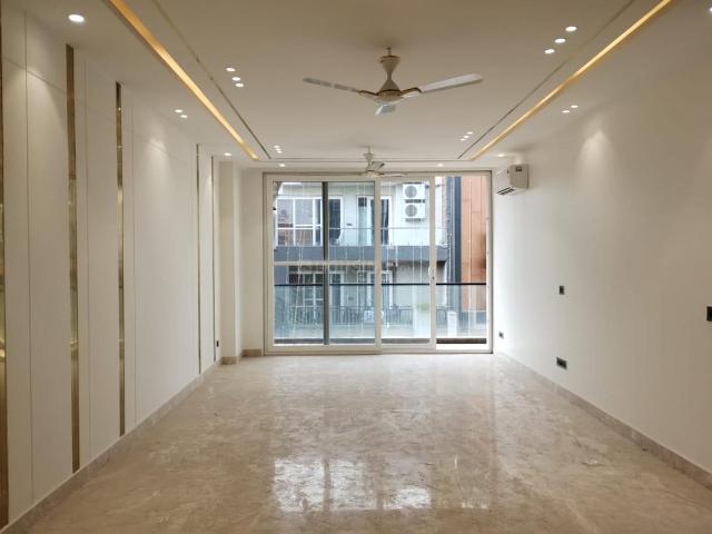 3 BHK Independent Builder Floor in Greater Kailash I for resale New Delhi. The reference number is 20401041