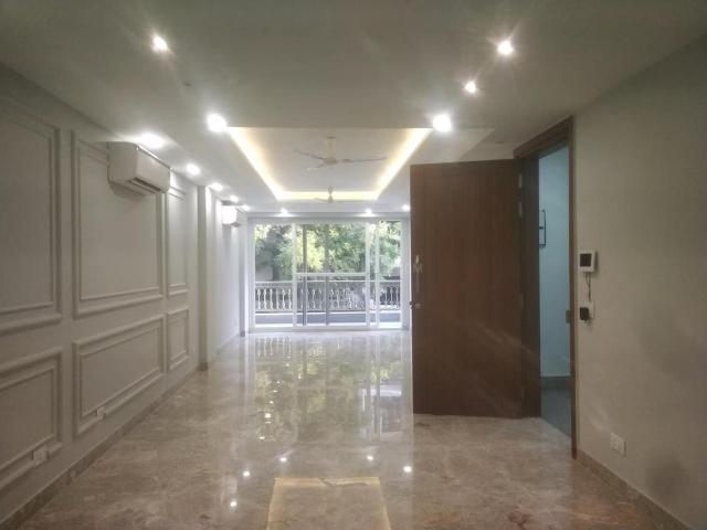 3 BHK Independent Builder Floor in Greater Kailash I for resale New Delhi. The reference number is 21033099