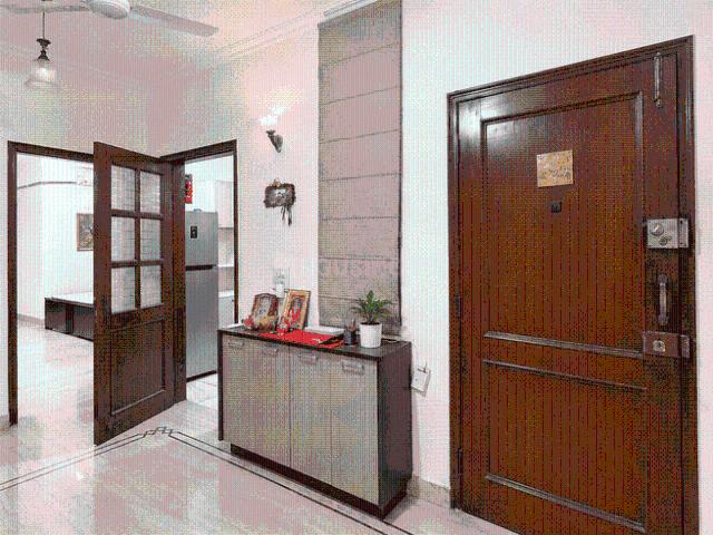 3 BHK Independent Builder Floor in Greater Kailash I for resale New Delhi. The reference number is 21134172