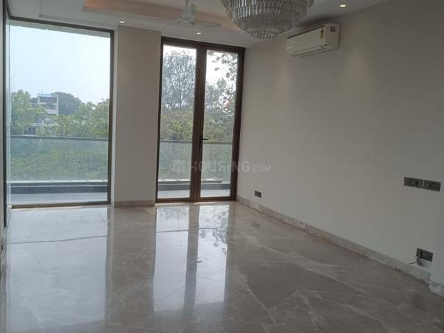 3 BHK Independent Builder Floor in Greater Kailash I for resale New Delhi. The reference number is 21186182