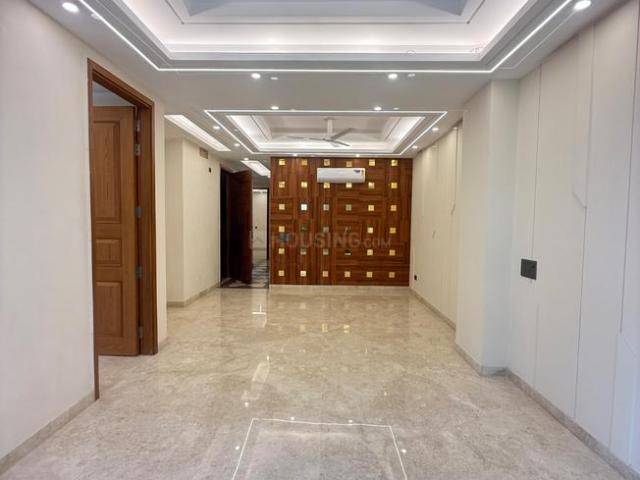 3 BHK Independent Builder Floor in Greater Kailash I for resale New Delhi. The reference number is 21210451