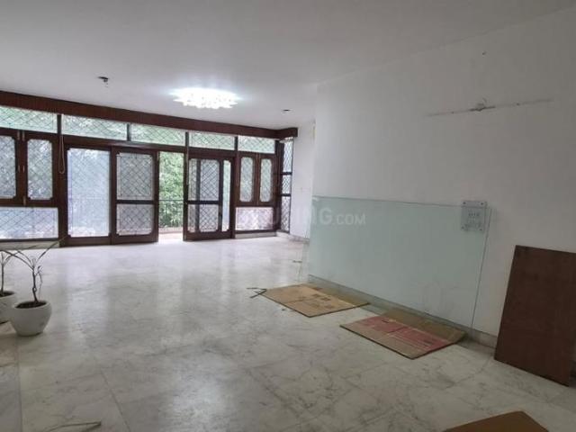3 BHK Independent Builder Floor in Greater Kailash I for resale New Delhi. The reference number is 21220358