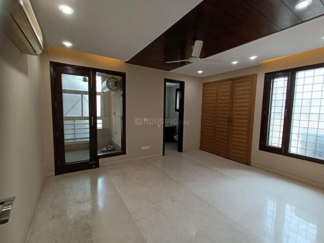 3 BHK Independent Builder Floor in Greater Kailash I for resale New Delhi. The reference number is 21357110