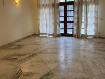 3 BHK Independent Builder Floor in Greater Kailash II for rent New Delhi. The reference number is 19137190