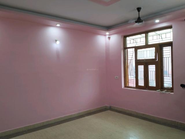 3 BHK Independent Builder Floor in Hari Nagar for resale New Delhi. The reference number is 17769210
