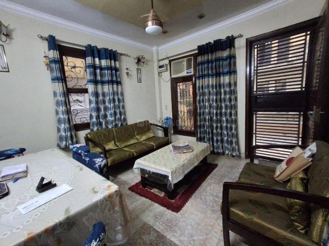 3 BHK Independent Builder Floor in Hari Nagar for resale New Delhi. The reference number is 20933226