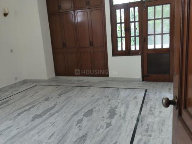 3 BHK Independent Builder Floor in Hauz Khas for rent New Delhi. The reference number is 20938263