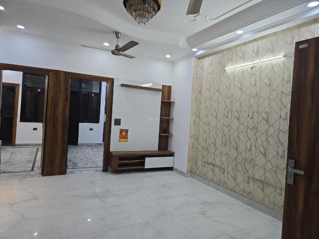 3 BHK Independent Builder Floor in Indirapuram for rent Ghaziabad. The reference number is 19611793